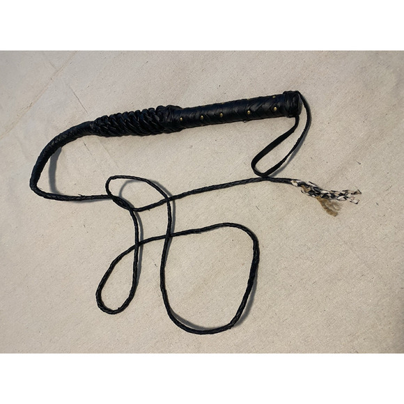 Indiana Jones Bull Whip Genuine Leather Brown 6 Ft Disneyland Souvenir Costume - Picture 1 of 5